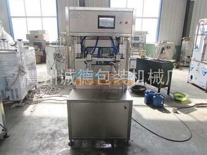 防凍液灌裝機(jī) 山東高品質(zhì)化工類(lèi)液體灌裝機(jī)