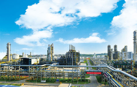 中科煉化項(xiàng)目正式開(kāi)工，推動(dòng)化工產(chǎn)業(yè)高質(zhì)量發(fā)展